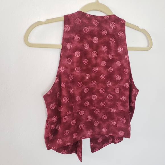 NEW Vest - Picture 11 of 14